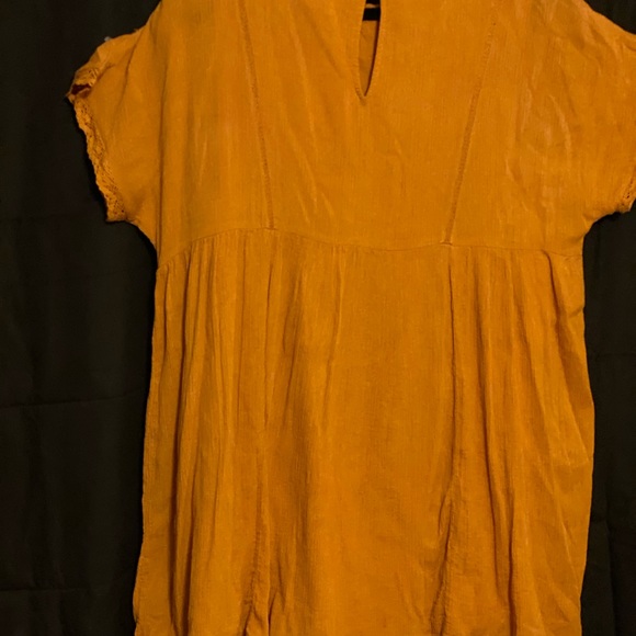 Mustard summer top - Picture 4 of 4
